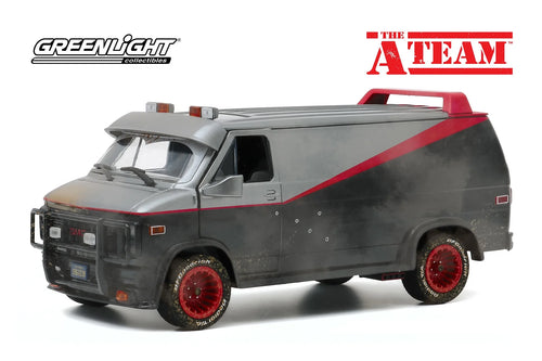1/24 Scale Diecast Car with Display Case W470179