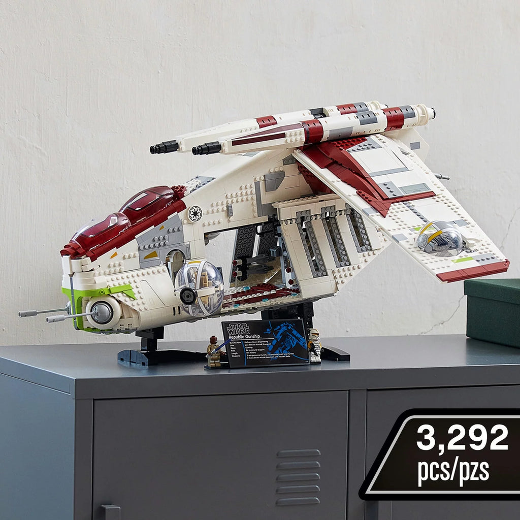 Star Wars Republic Gunship Display Model Kit H665630