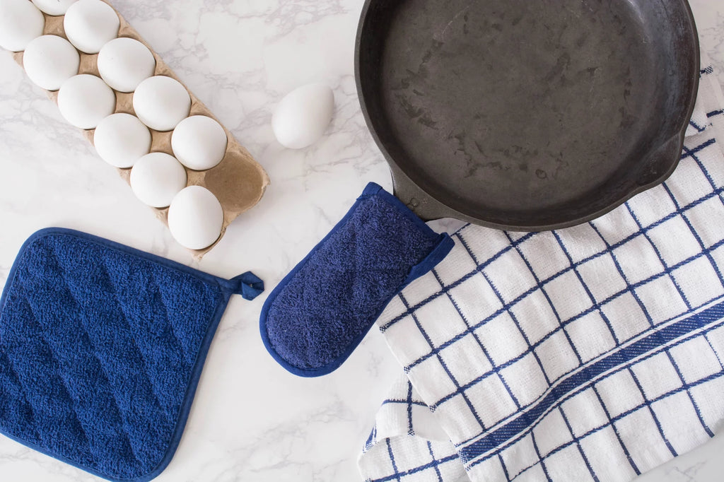 Set of 3 Navy Blue Terry Cloth Potholders K2828
