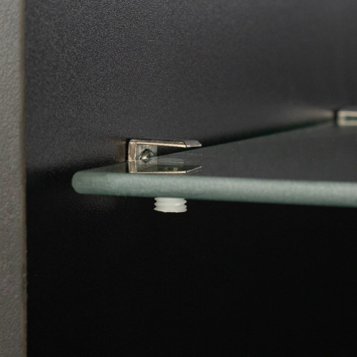 Side cabinets with LED lights Y5912