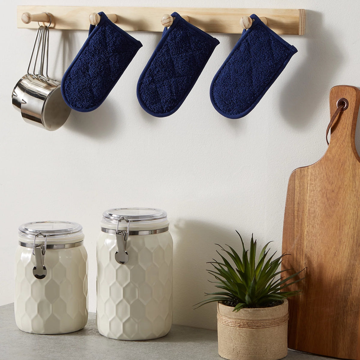Set of 3 Navy Blue Terry Cloth Potholders K2828