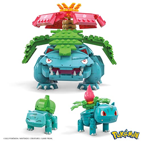 Bulbasaur Evolution Set with 622 Pieces, 3 Poseable Characters X825000