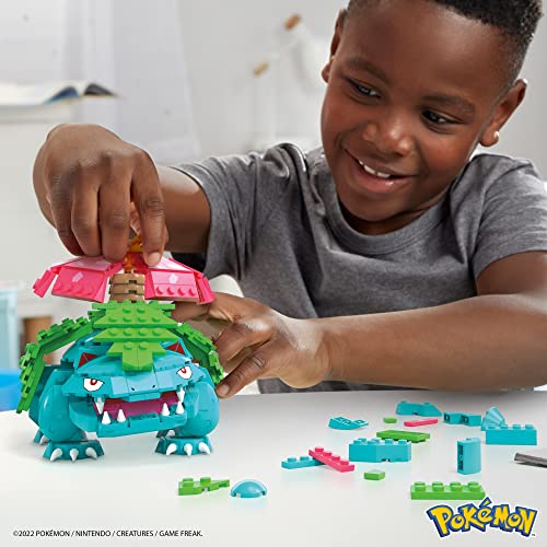 Bulbasaur Evolution Set with 622 Pieces, 3 Poseable Characters X825000