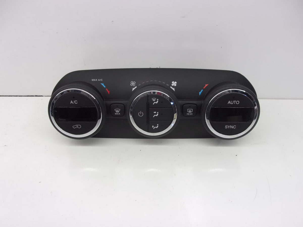 Pre-Owned Jeep Renegade Climate AC Heater Temperature Control O489
