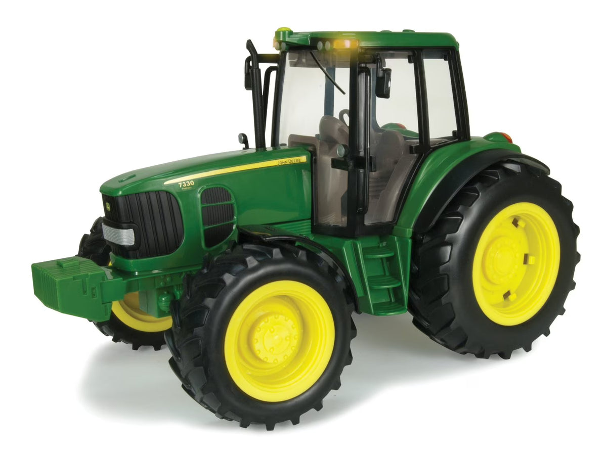 1:16 Scale Tractor with Lights 'N' Sound D975132
