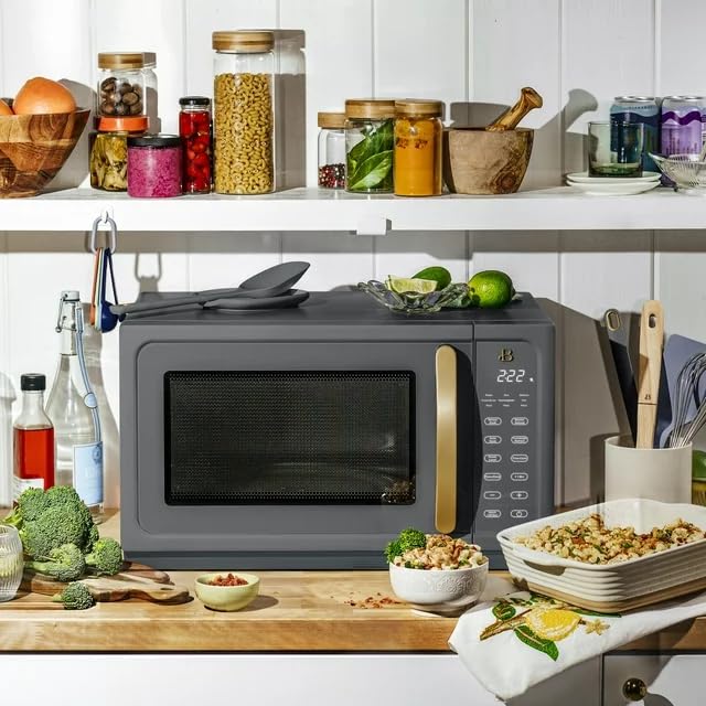 1.1 Cu ft 1000 Watt Sensor Microwave Oven (Gray) I72403