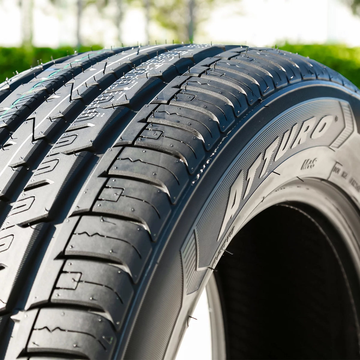 All Season 265/70R16 112H Passenger Tire M133