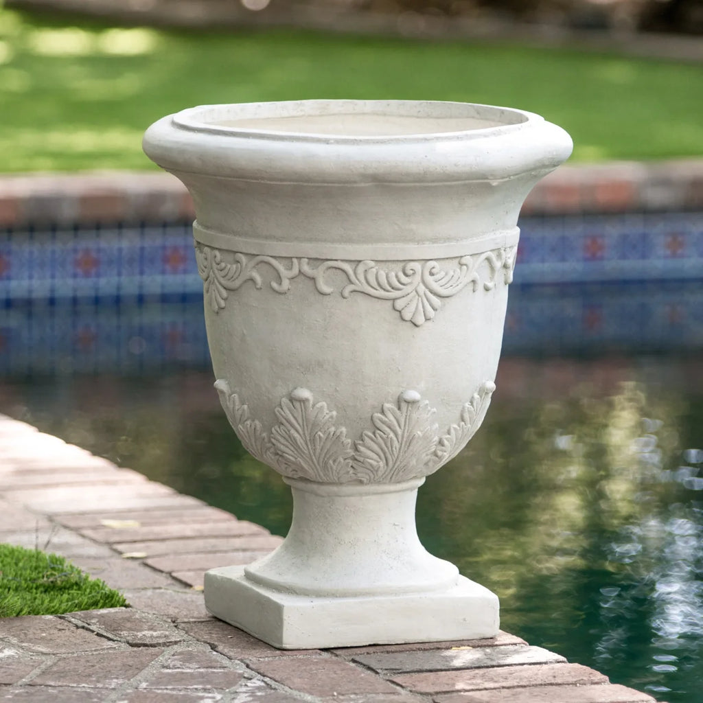 White Stone Planter M4605